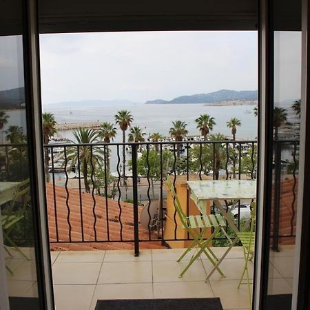 T2 Coquet Le Lavandou Plein Centre Vue Mer Exceptionnelle. Apartment Luaran gambar