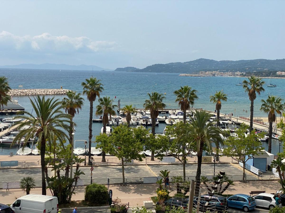 T2 Coquet Le Lavandou Plein Centre Vue Mer Exceptionnelle. Apartment Luaran gambar