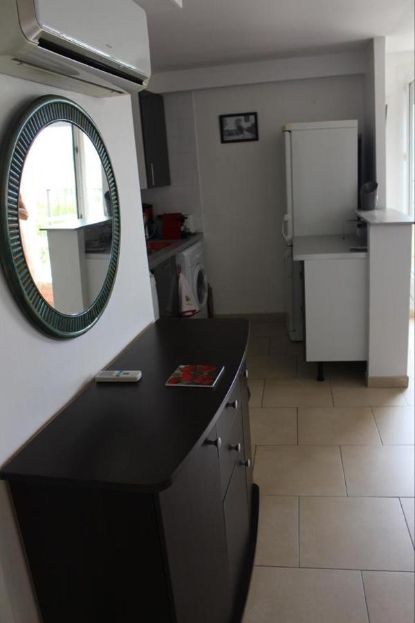T2 Coquet Le Lavandou Plein Centre Vue Mer Exceptionnelle. Apartment Luaran gambar